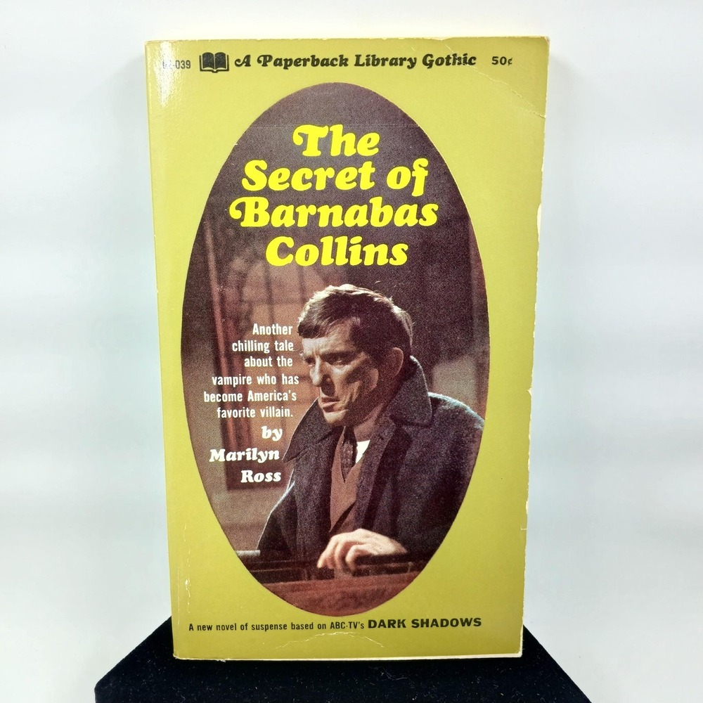Vintage 1969 The Secret of Barnabas Collins Marilyn Ross Dark Shadows Paperback